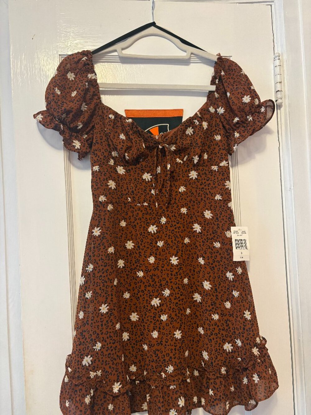 [NWT] Leopard Daisy Juniors Mini Dress